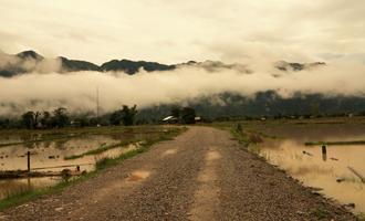 laos local tour